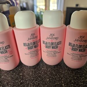 Sol de Janeiro Beija Flor Elasti Body Wash - Soft Pink